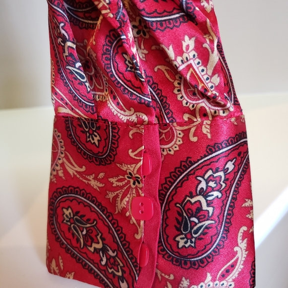 2/$29 Paisley pattern blouse. - Picture 7 of 8